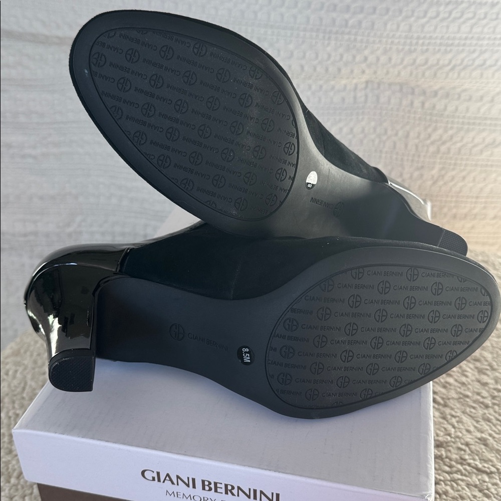 NIB! Giani Bernini Black Patent Mary Jane Suede and Leather Heels - Picture 4 of 6